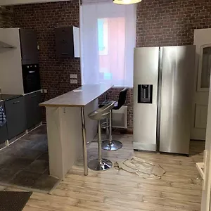 La Maison Des Artistes Apartamento Lavelanet