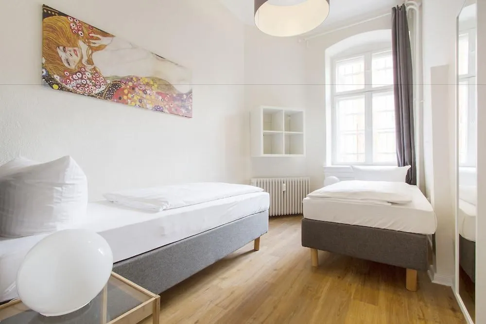 Primeflats - Big Family Apartment Schoeneberg Berlijn Duitsland